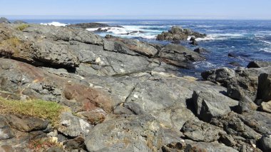 Şili'deki tatil ve kayalık plaj manzara