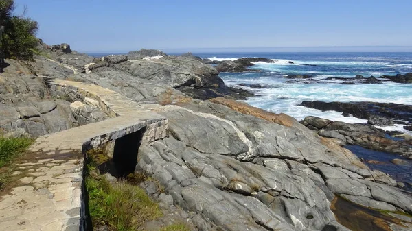 Landschap van rotsachtige strand en vakantie in Chili — Stockfoto