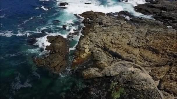 Paysage de plage de rochers et vacances au Chili 