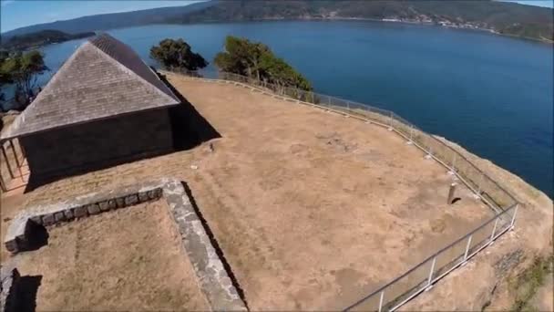 Aerial footage av fort, hög landområden och floder i Chile — Stockvideo