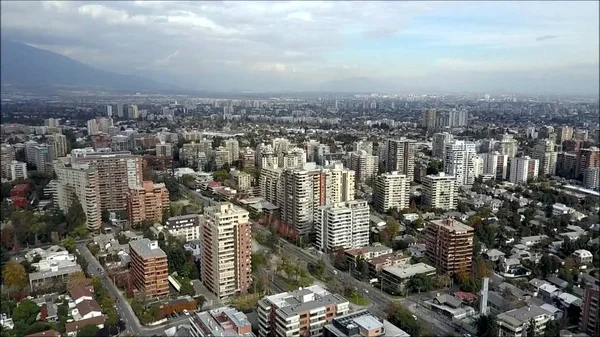 Şili'nin başkenti Santiago dron havadan görünümü