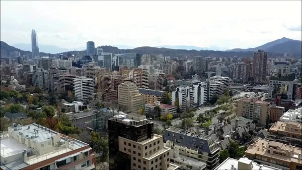 Vista aérea del dron de Santiago la capital de Chile — Foto de Stock