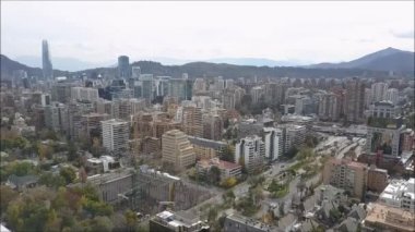Şili'nin başkenti Santiago dron havadan görünümü