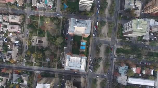 Vue aérienne du parc et des bâtiments en Santiago, le Chili — Video