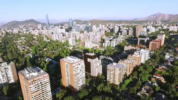 Aerial view of park and buildings in Santiago, Chile — Stock Photo, Image