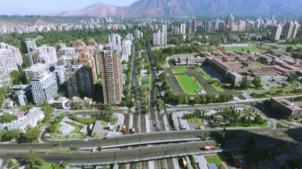 Aerial view of park and buildings in Santiago, Chile — Stock Photo, Image