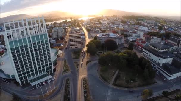 Vista aérea de arranha-céus e cidade no Chile — Vídeo de Stock