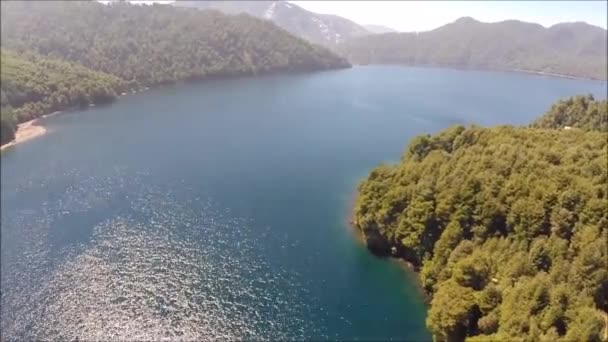 Вид з парку і річка в Чилі — стокове відео