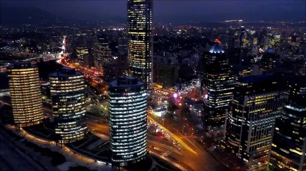 Luces de ciudad en Santiago, Chile — Foto de Stock