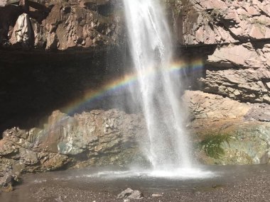 Santiago, Şili için şelale peyzaj