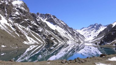 dağ kar ve lagün Santiago, Şili için peyzaj