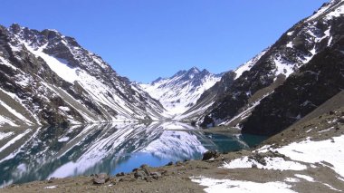 dağ kar ve lagün Santiago, Şili için peyzaj