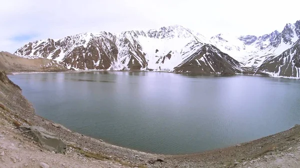 dağ kar ve lagün Santiago, Şili için peyzaj