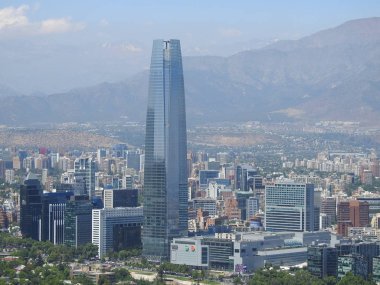 Santiago, Şili'deki skycrapers havadan görünümü