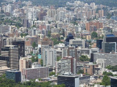 Santiago, Şili'deki skycrapers havadan görünümü
