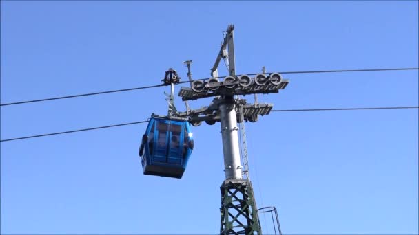 Cable car ride in Santiago, Chile — Stock Video