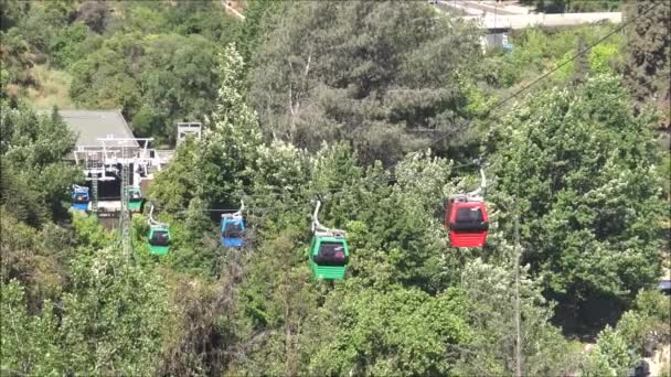 Passeio de teleférico em Santiago, Chile — Vídeo de Stock