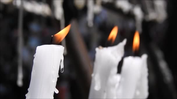Свечи Горят Церкви — стоковое видео