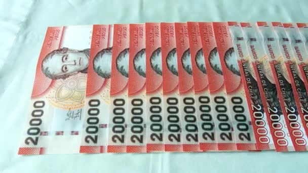 Chilijskie Dwadzieścia Tysięcy Peso Banknotów — Wideo stockowe