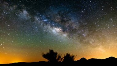Star iz ve Samanyolu içinde Şili Atacama Çölü 