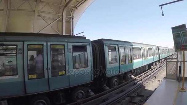 Estaciones Tren Metro Santiago Chile — Vídeos de Stock