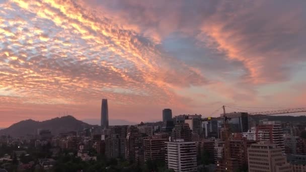 Arranha Céus Nuvens Pôr Sol Santiago Chile — Vídeo de Stock