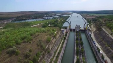 Cernavoda Bent kapısı, Ecluza Cernavoda yukarıda hava uçuş