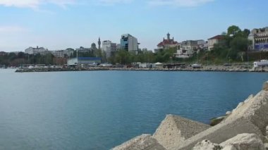 Köstence, Romanya, ağır çekimde bir Körfezi Panoraması pan