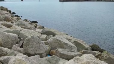 Köstence, Romanya, ağır çekimde bir Körfezi Panoraması eğimli