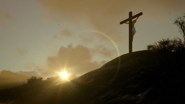 Mulher cristã, rezando para Jesus Cruz, nascer do sol — Vídeo de Stock