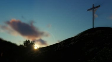 Hıristiyan kadın Jesus dua eden, güneş batıyor