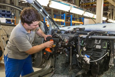 Togliatti Avtovaz otomobil fabrikası. Montaj hattı üretim otomobil Lada, Renault, Nissan, Datsun