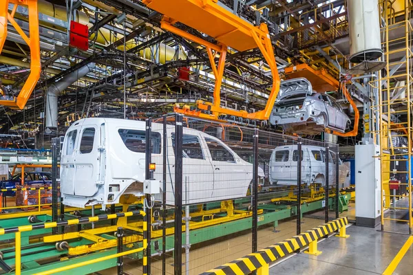 Togliatti Avtovaz otomobil fabrikası. Montaj hattı üretim otomobil Lada, Renault, Nissan, Datsun