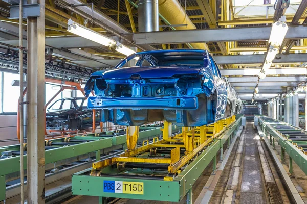 Togliatti Avtovaz otomobil fabrikası. Montaj hattı üretim otomobil Lada, Renault, Nissan, Datsun — Stok fotoğraf