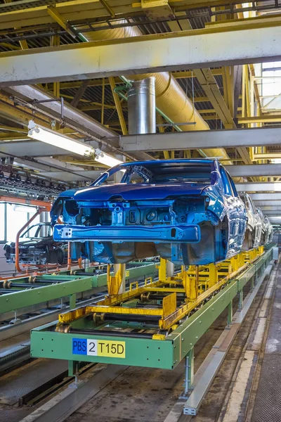 Togliatti Avtovaz otomobil fabrikası. Montaj hattı üretim otomobil Lada, Renault, Nissan, Datsun — Stok fotoğraf