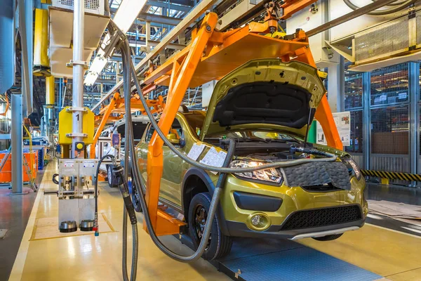 Togliatti Avtovaz otomobil fabrikası. Montaj hattı üretim otomobil Lada, Renault, Nissan, Datsun
