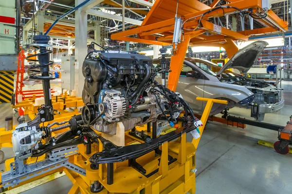 Togliatti Avtovaz otomobil fabrikası. Montaj hattı üretim otomobil Lada, Renault, Nissan, Datsun