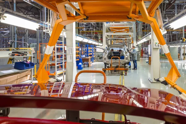 Togliatti Avtovaz otomobil fabrikası. Montaj hattı üretim otomobil Lada, Renault, Nissan, Datsun