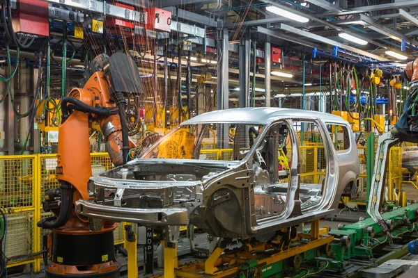 Auto plant Avtovaz in Togliatti. Assemblagelijn productie van auto's Lada, Renault, Nissan, Datsun — Stockfoto