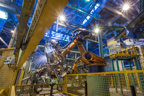 Togliatti Avtovaz otomobil fabrikası. Montaj hattı üretim otomobil Lada, Renault, Nissan, Datsun