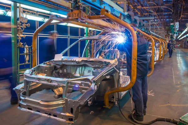 Togliatti Avtovaz otomobil fabrikası. Montaj hattı üretim otomobil Lada, Renault, Nissan, Datsun