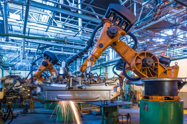 Togliatti Avtovaz otomobil fabrikası. Montaj hattı üretim otomobil Lada, Renault, Nissan, Datsun