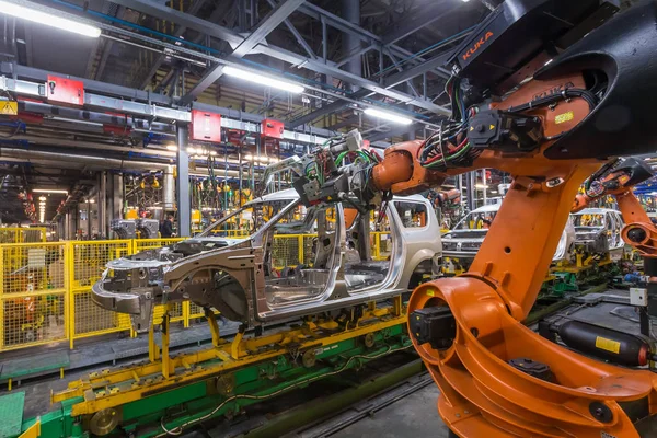 Auto plant Avtovaz in Togliatti. Assemblagelijn productie van auto's Lada, Renault, Nissan, Datsun — Stockfoto