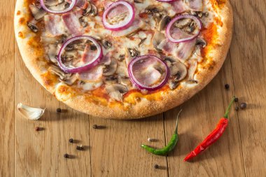 Pizza ve pizza dilimi