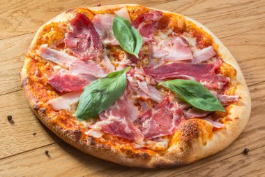 Pizza ve pizza dilimi