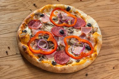 Pizza ve pizza dilimi