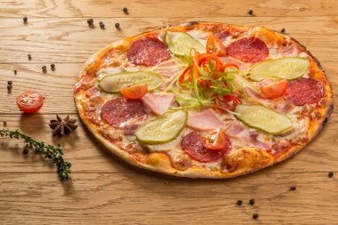 Pizza ve pizza dilimi