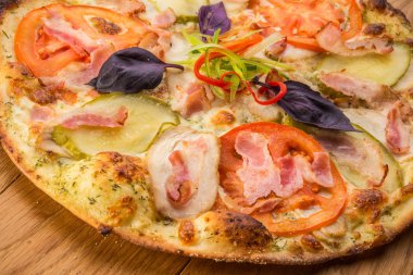 Pizza ve pizza dilimi