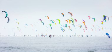 Rusya, Togliatti - 25 Şubat 2017: kar uçurtma