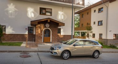 Yeni Lada Vesta Sw ve Swc - Sport Wagon çapraz tanıtımı